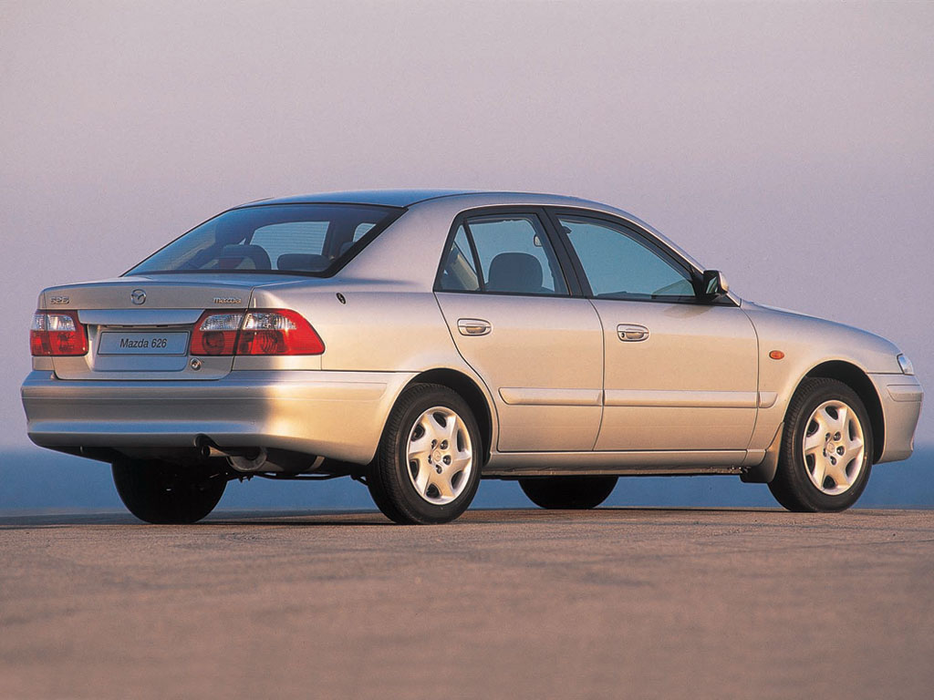 Фото Mazda 626