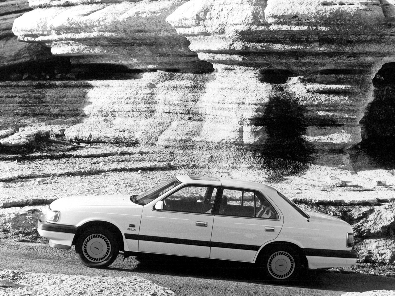 Фото Mazda 929