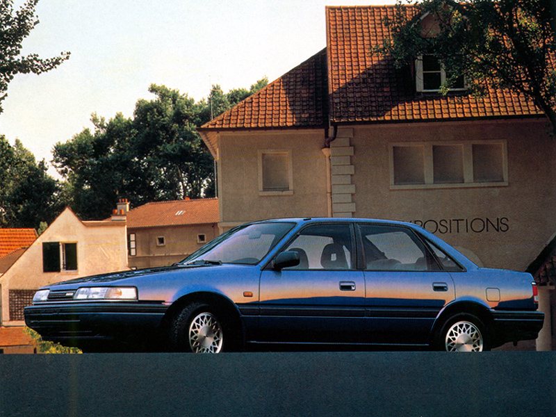 Фото Mazda Capella