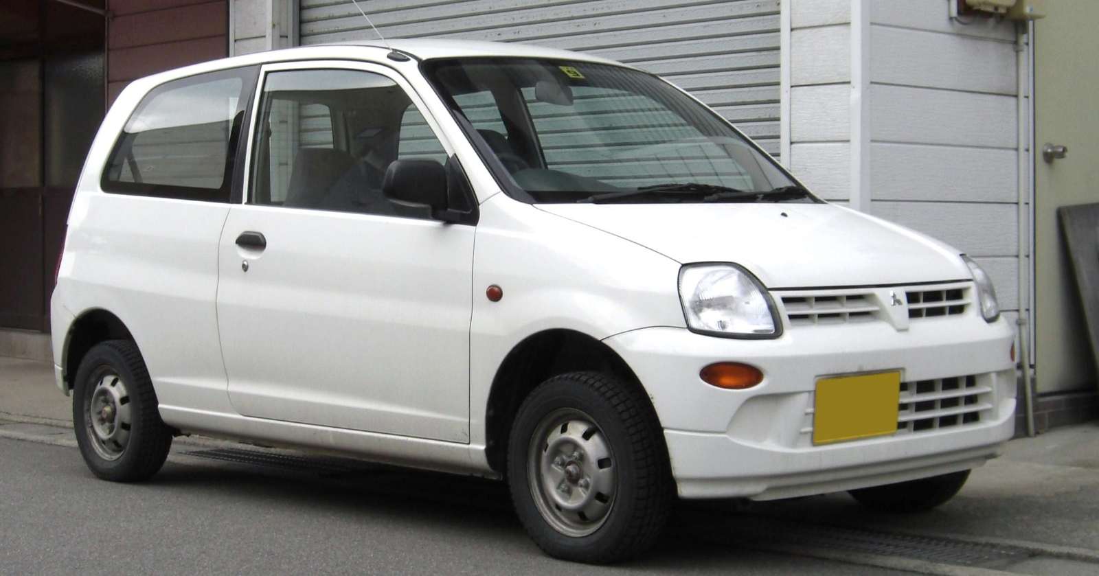 Фото Mitsubishi Minica
