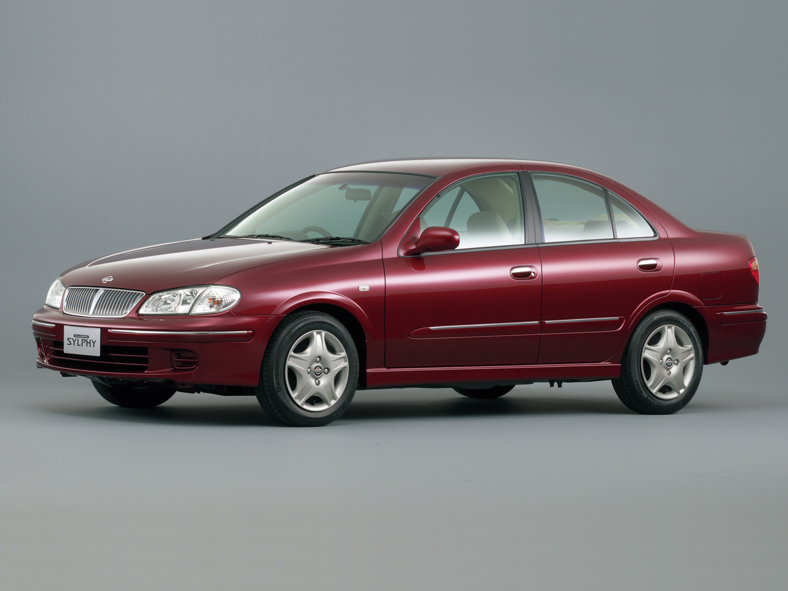 Фото Nissan Bluebird