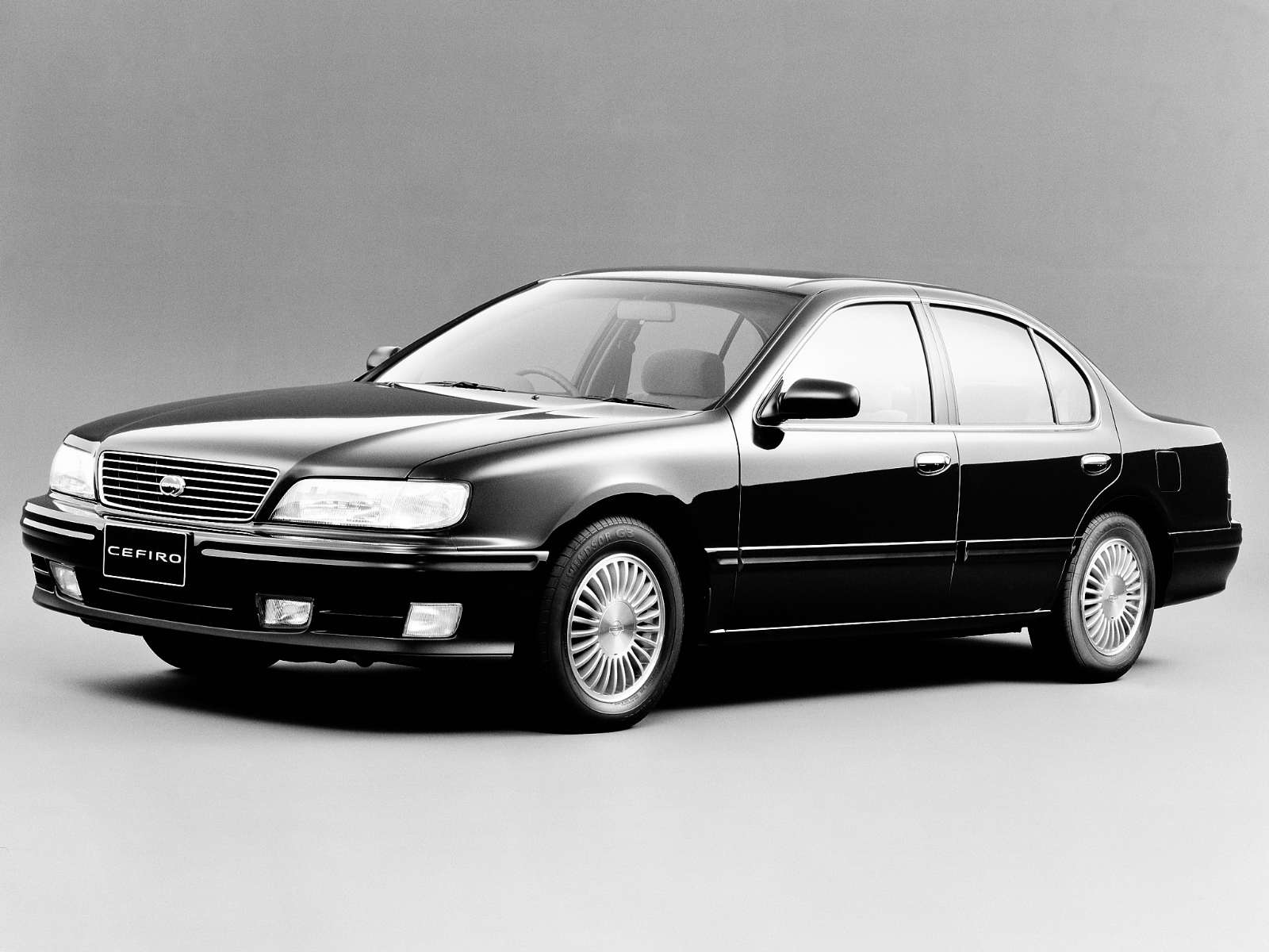 Фото Nissan Cefiro