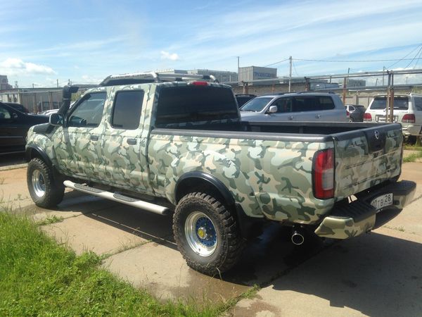 Фото Nissan Frontier King Cab пикап 2-дв. 2 поколение 