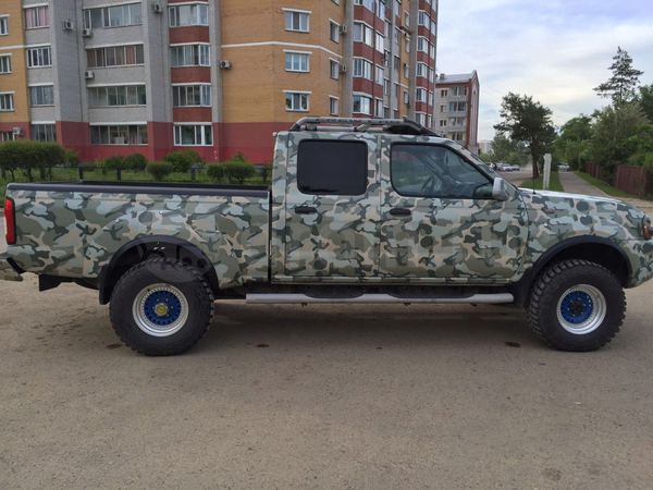 Фото Nissan Frontier King Cab пикап 2-дв. 2 поколение 