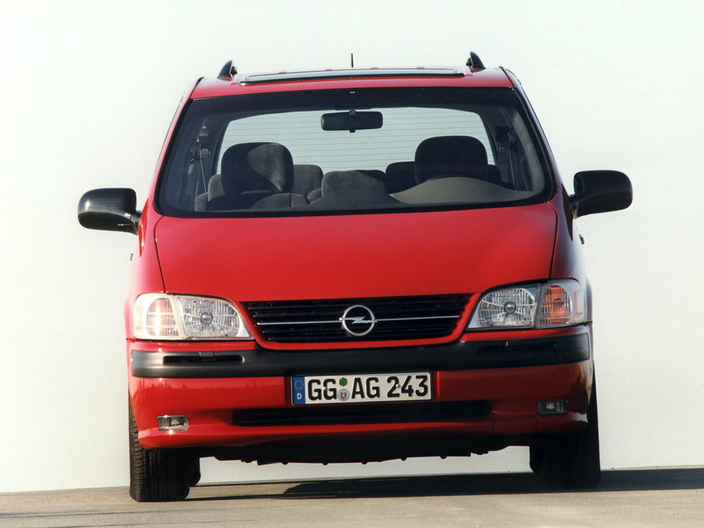 Фото Opel Sintra
