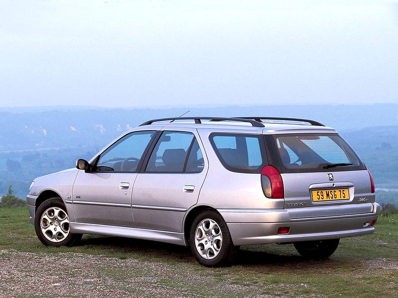 Фото Peugeot 306