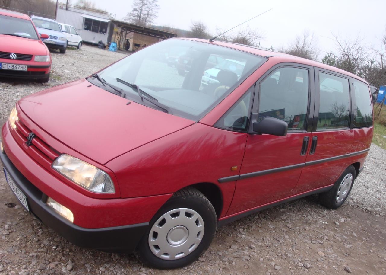 Фото Peugeot 806