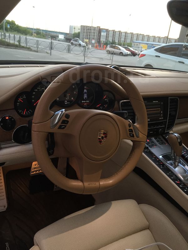 Фото Porsche Panamera