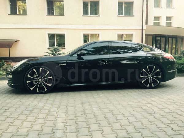 Фото Porsche Panamera фастбэк E2B 