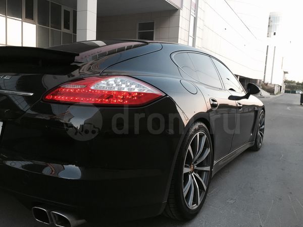 Фото Porsche Panamera фастбэк E2B 