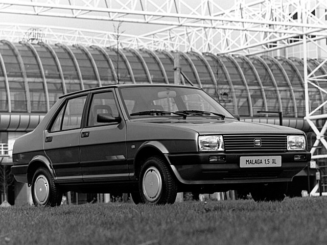 Фото SEAT Malaga