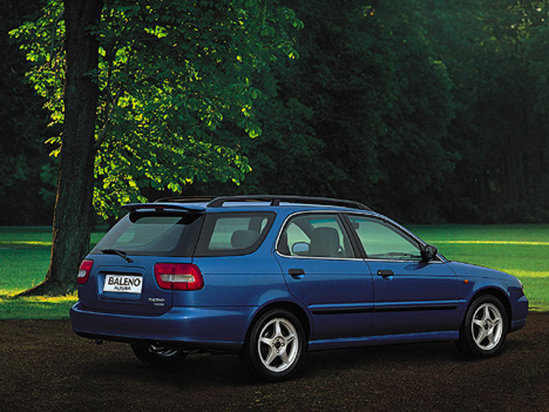 Фото Suzuki Baleno