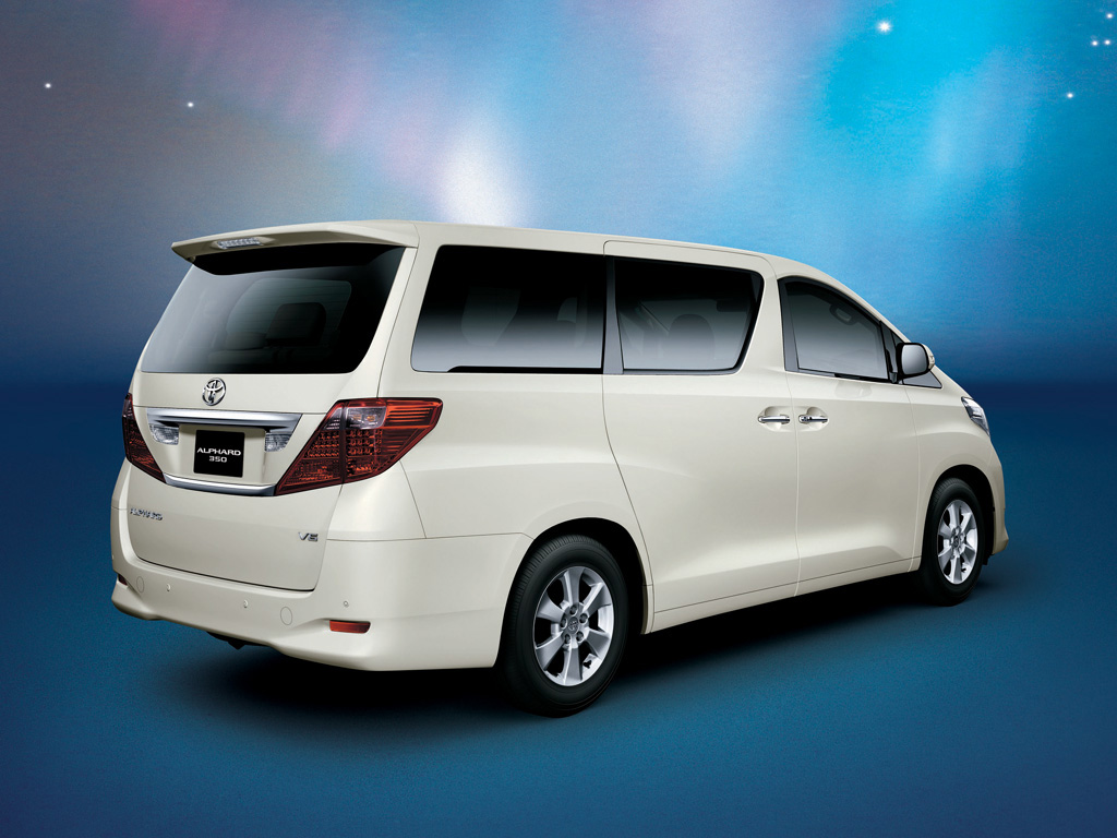 Фото Toyota Alphard