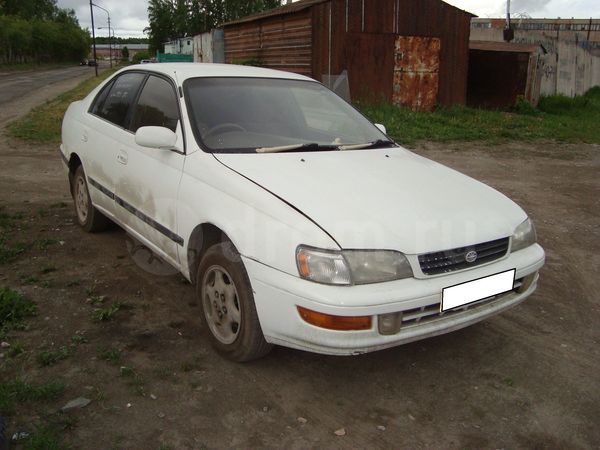 Фото Toyota Corona