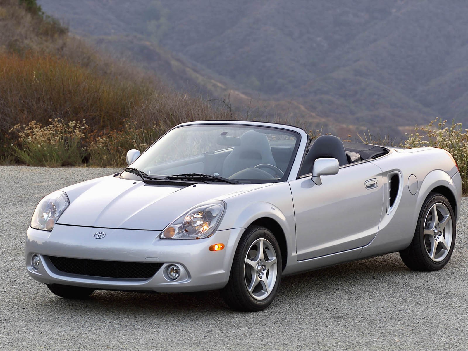Фото Toyota MR 2