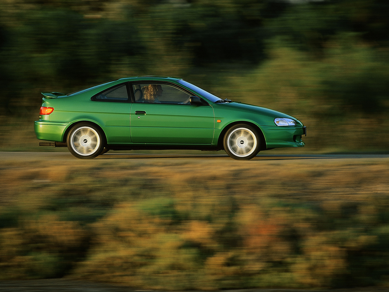Фото Toyota Paseo