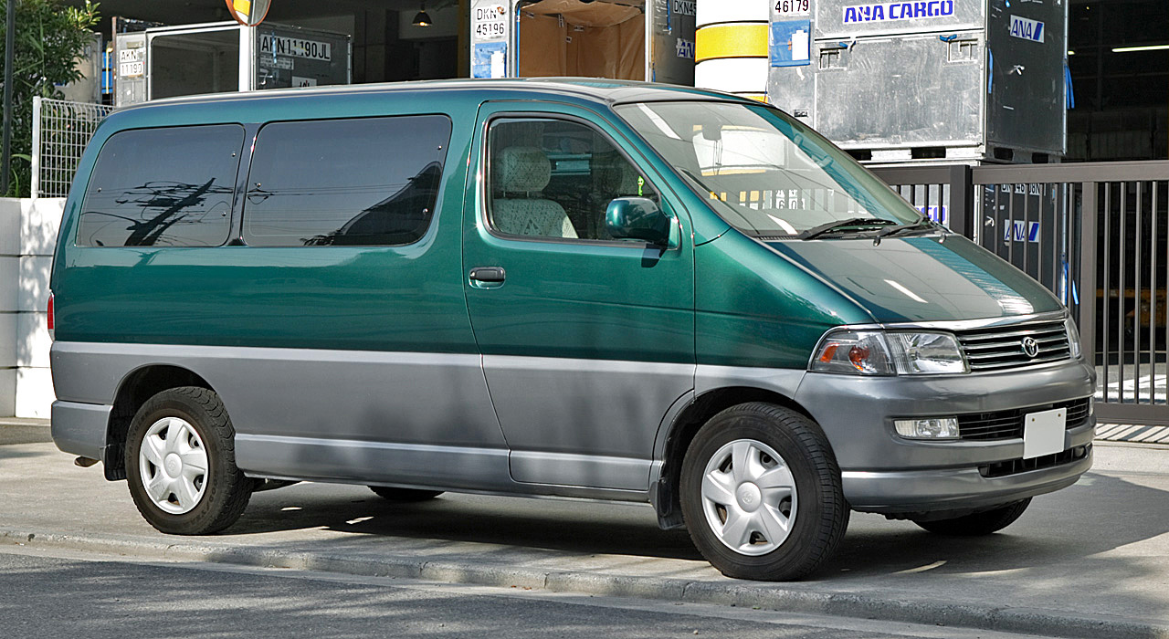 Фото Toyota Regius