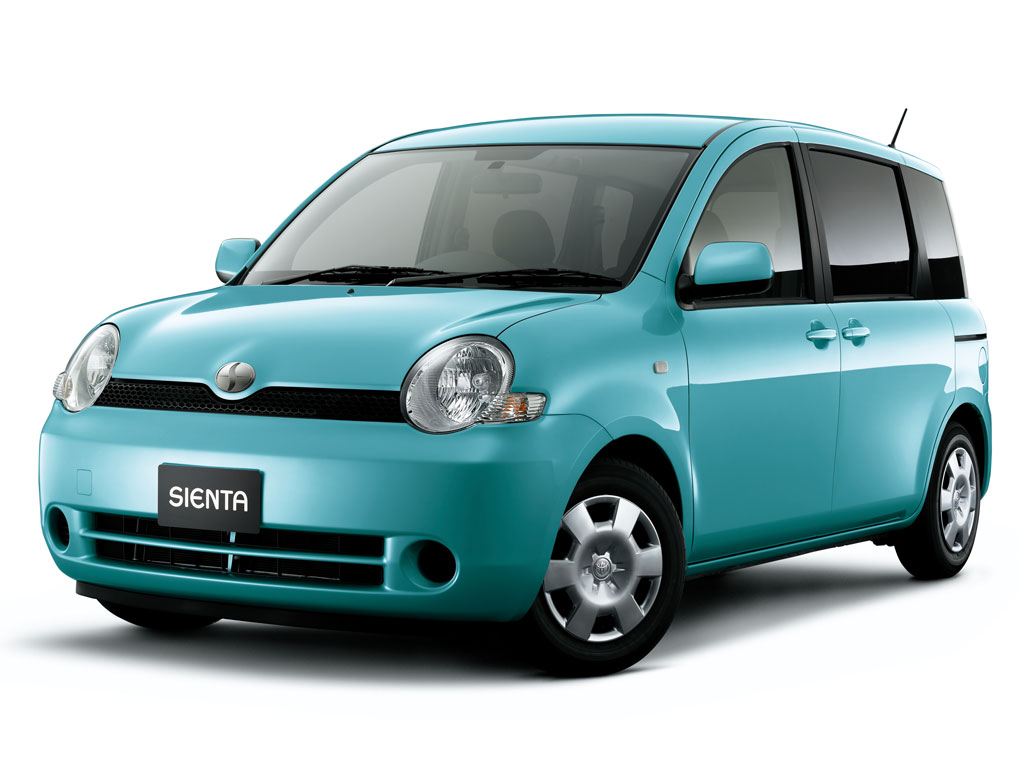 Фото Toyota Sienta