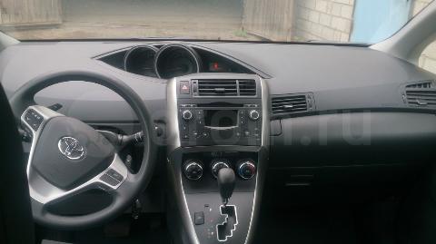 Фото Toyota Verso