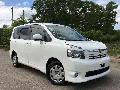 Фото Toyota Voxy