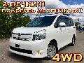 Фото Toyota Voxy минивэн 2 поколение 