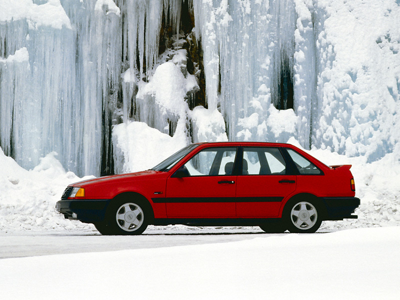 Фото Volvo 440