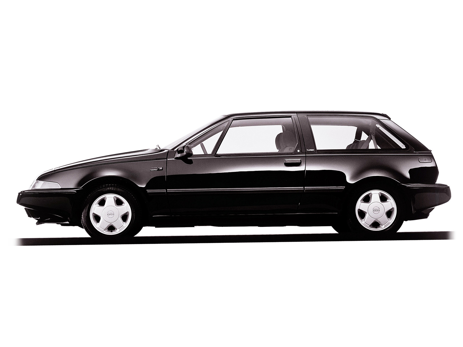 Фото Volvo 480