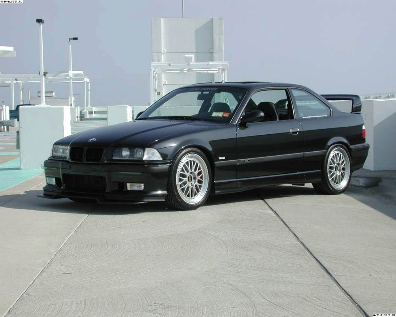 Фото Alpina B8