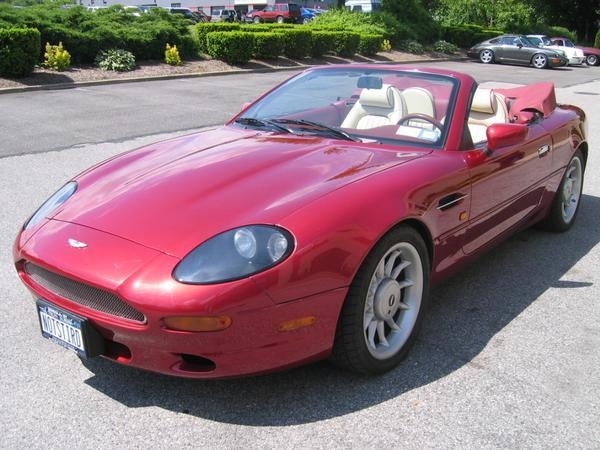 Фото Aston Martin DB7