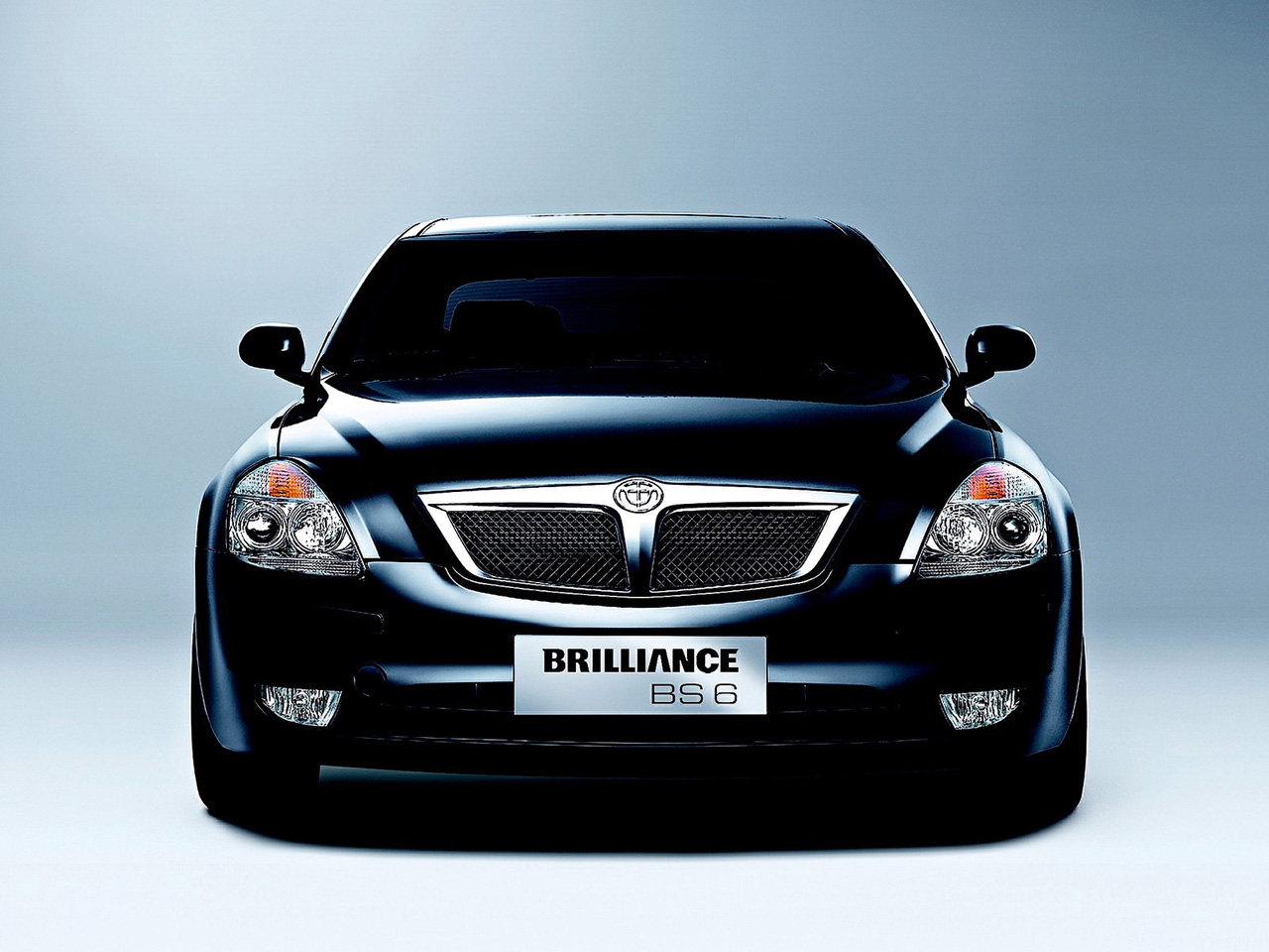 Фото Brilliance M1
