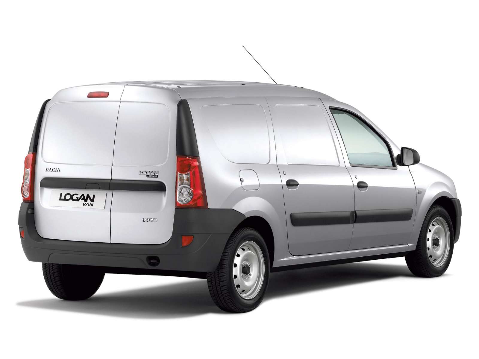 Фото Dacia Logan