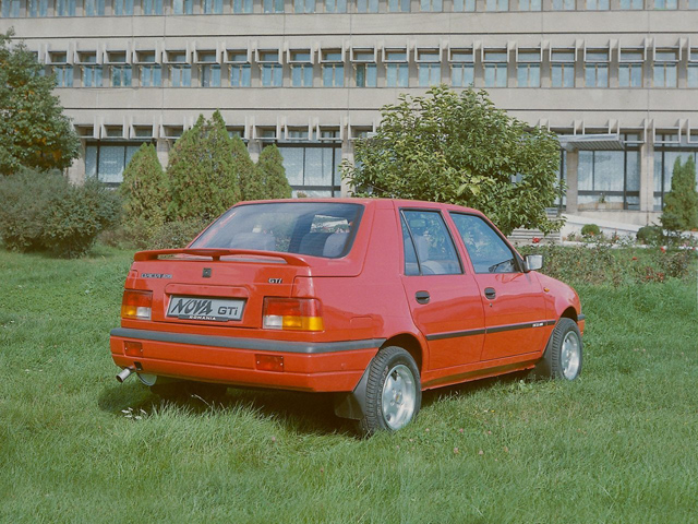 Фото Dacia Nova