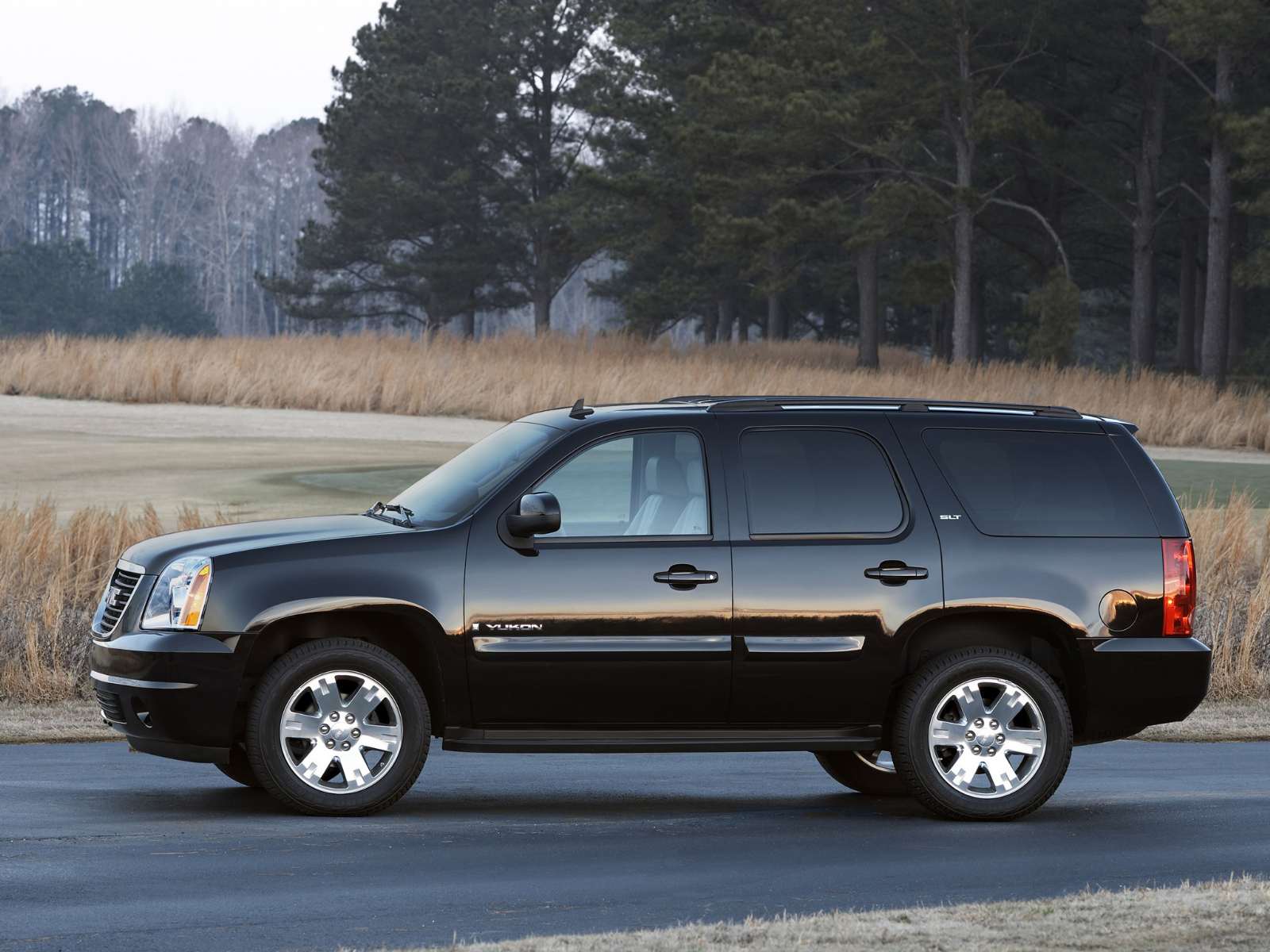 Фото GMC Yukon
