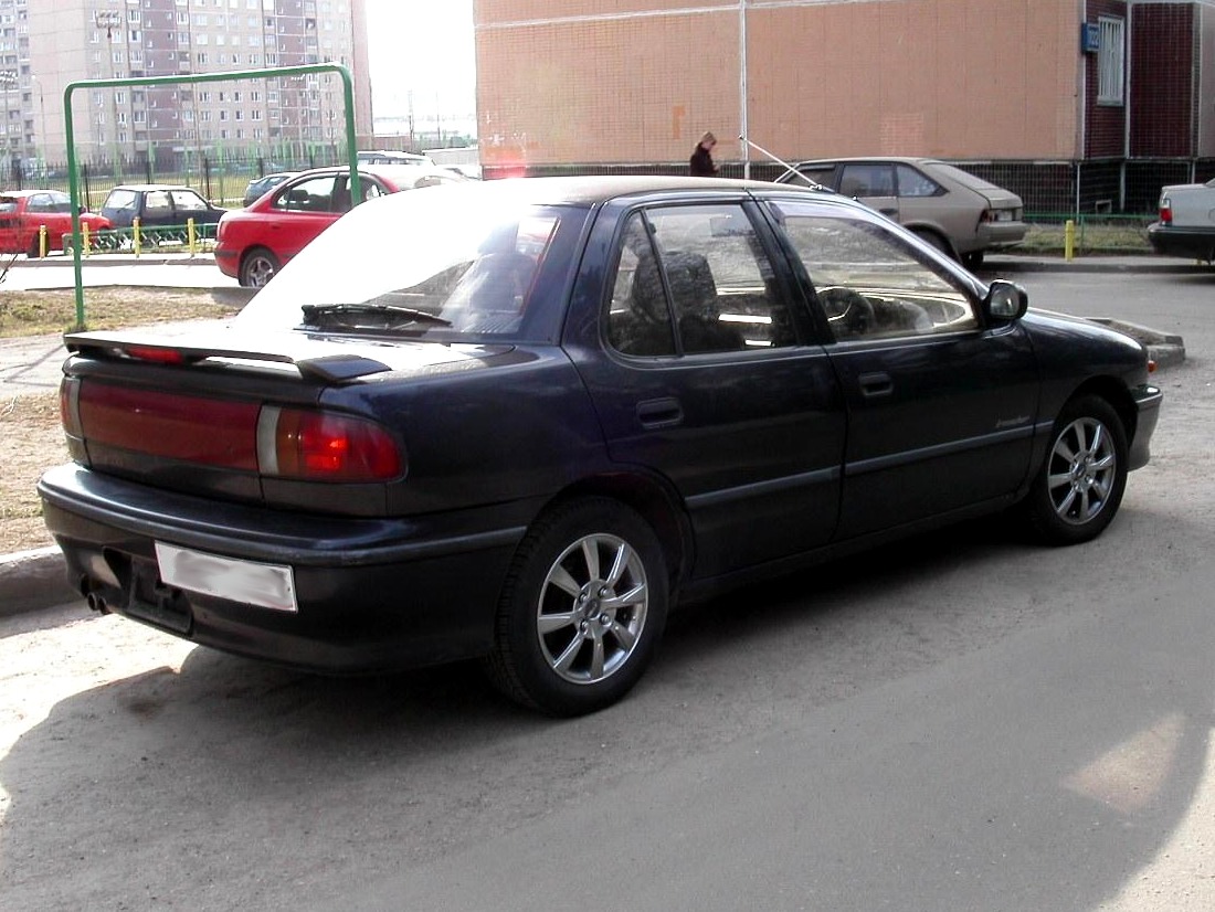 Фото Isuzu Gemini