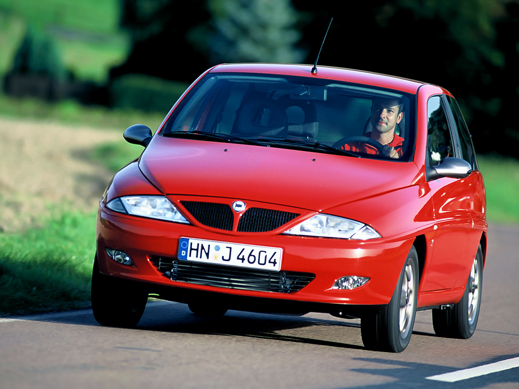 Фото Lancia Y/Ypsilon