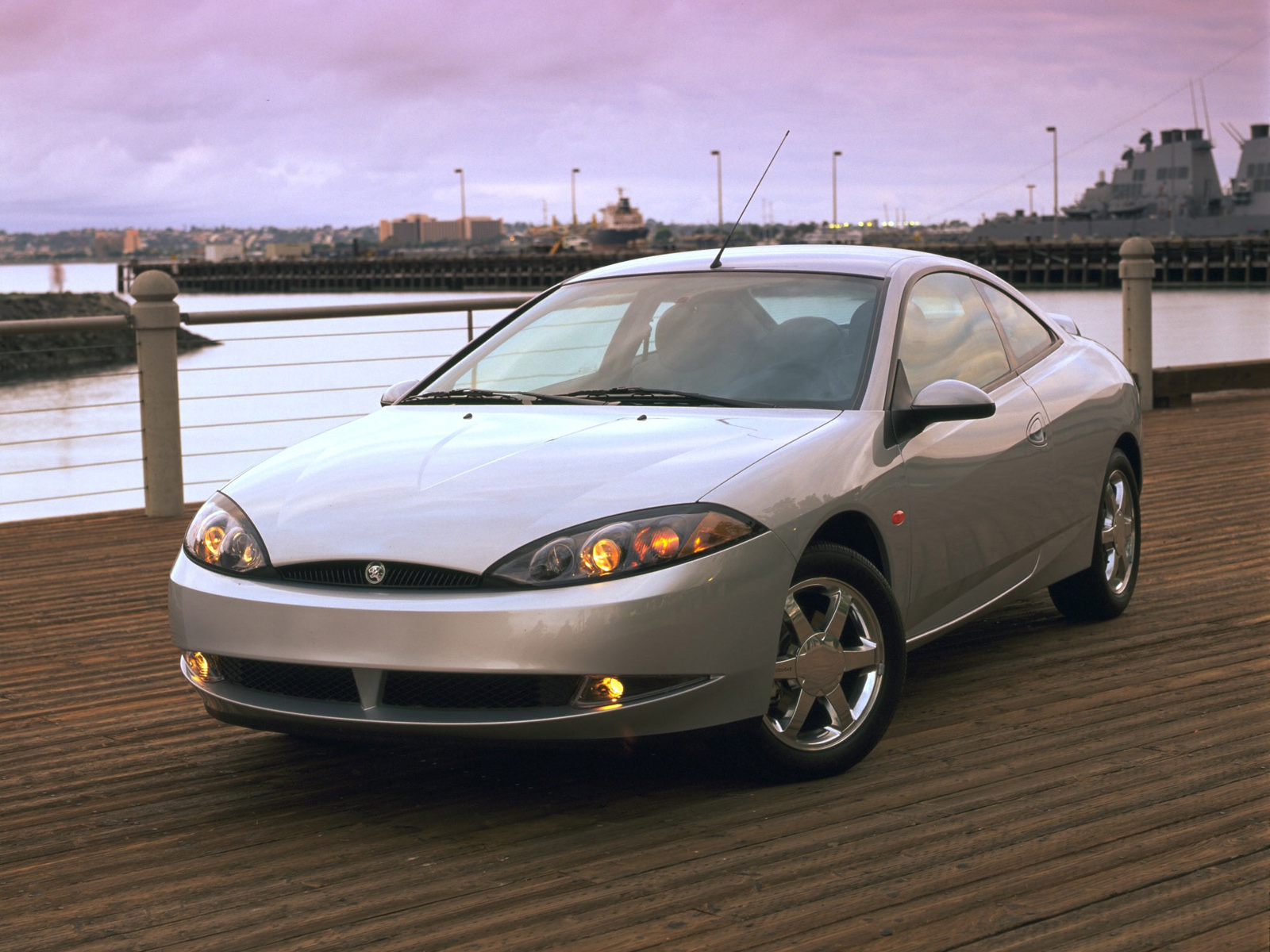 Фото Mercury Cougar
