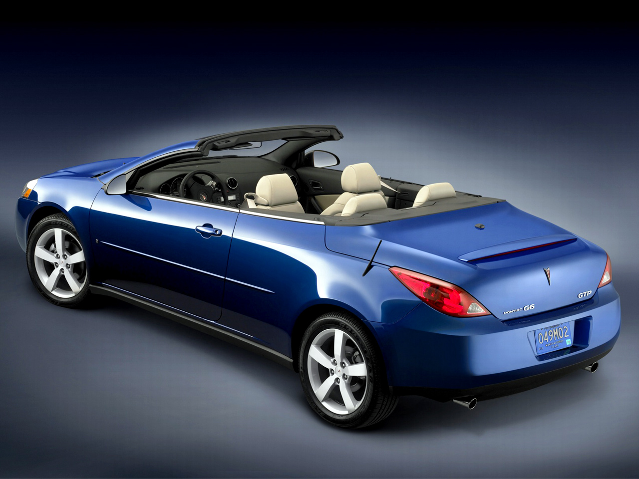 Фото Pontiac G6