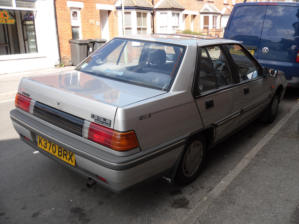 Фото Proton Saloon