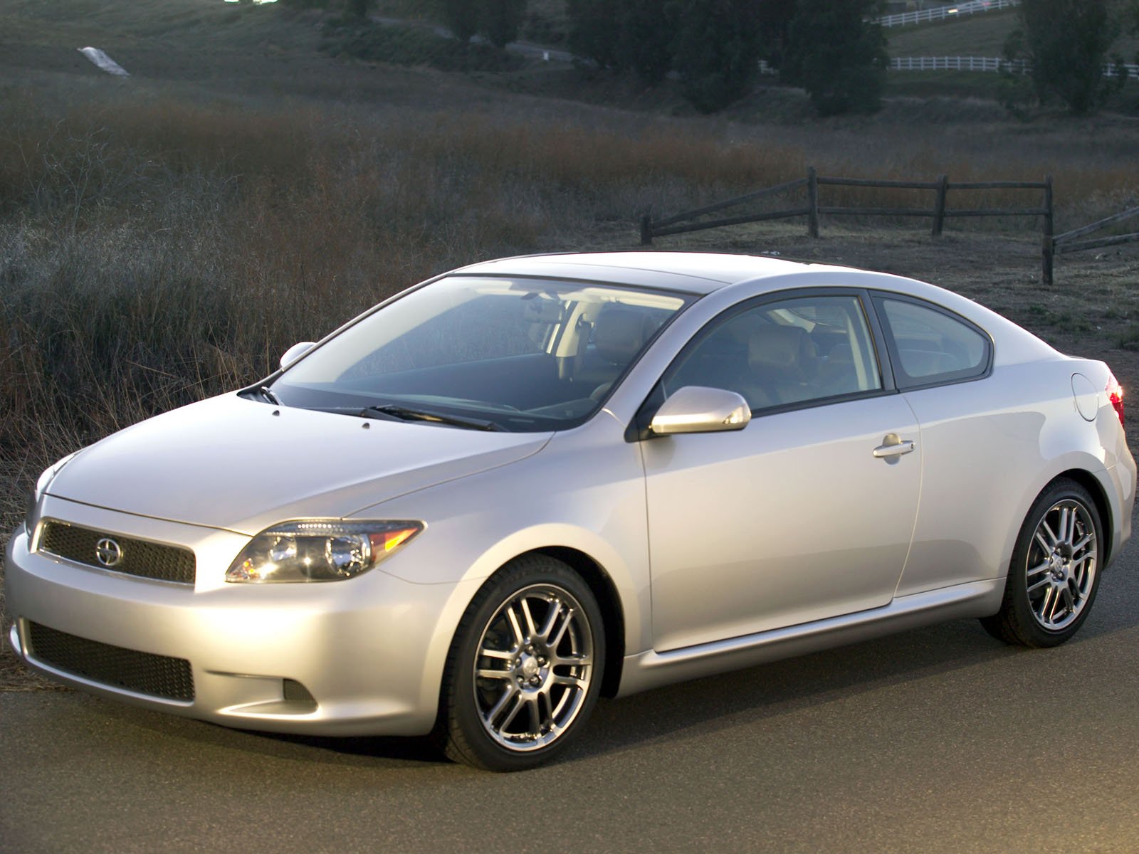 Фото Scion tC