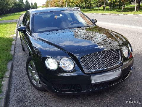 Фото Bentley Continental Flying Spur