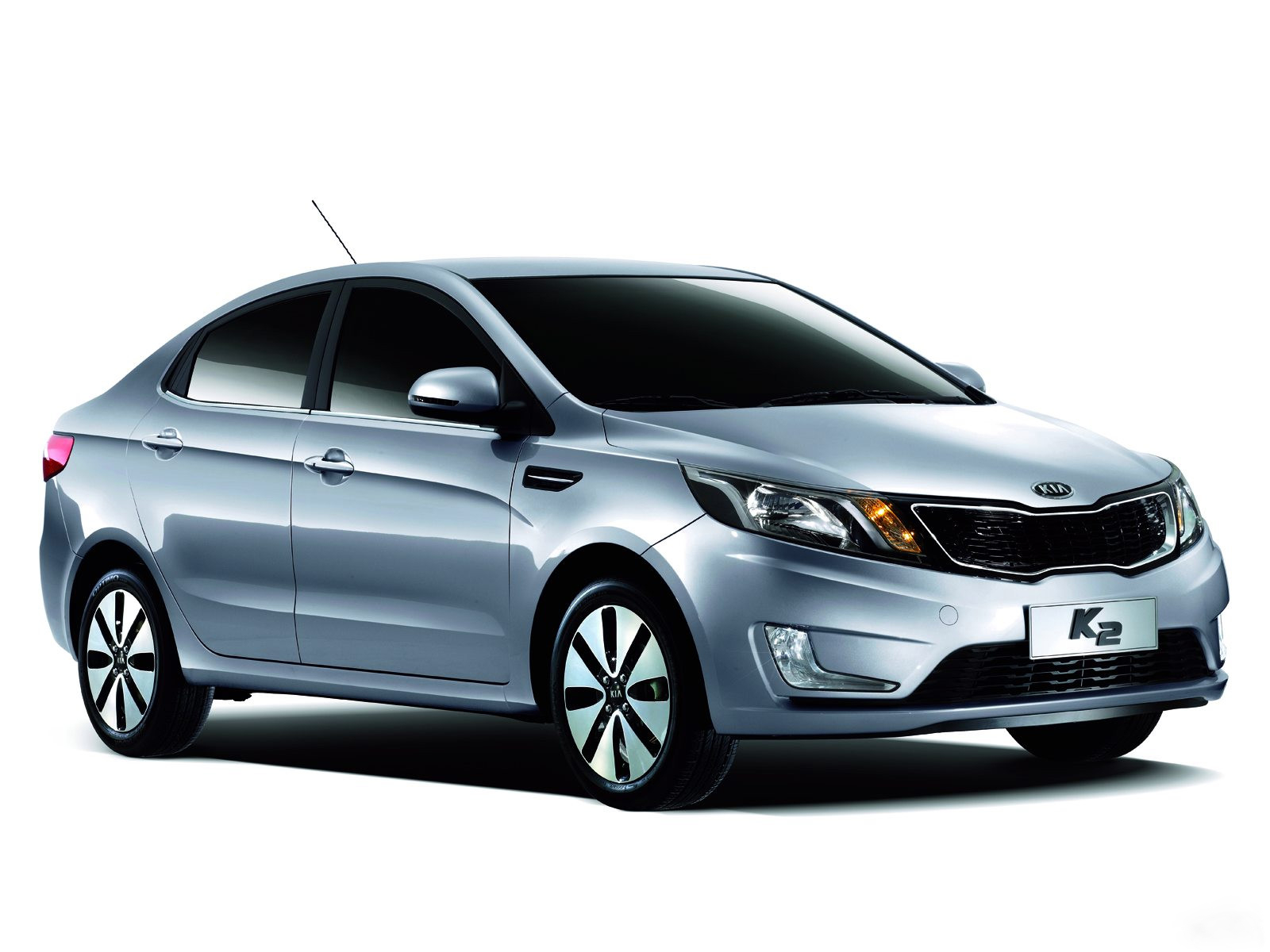Фото Kia K2