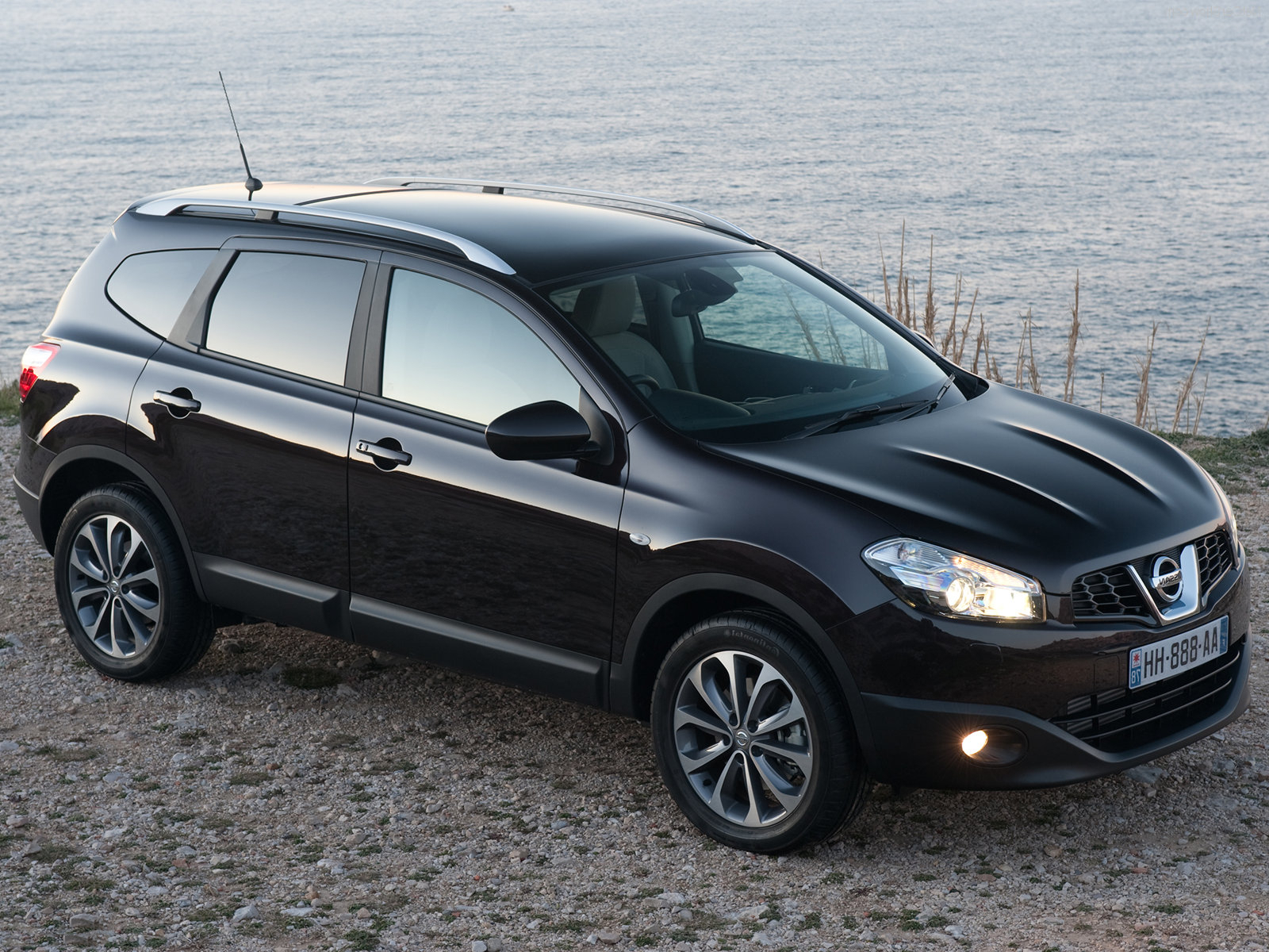 Фото Nissan Dualis+2