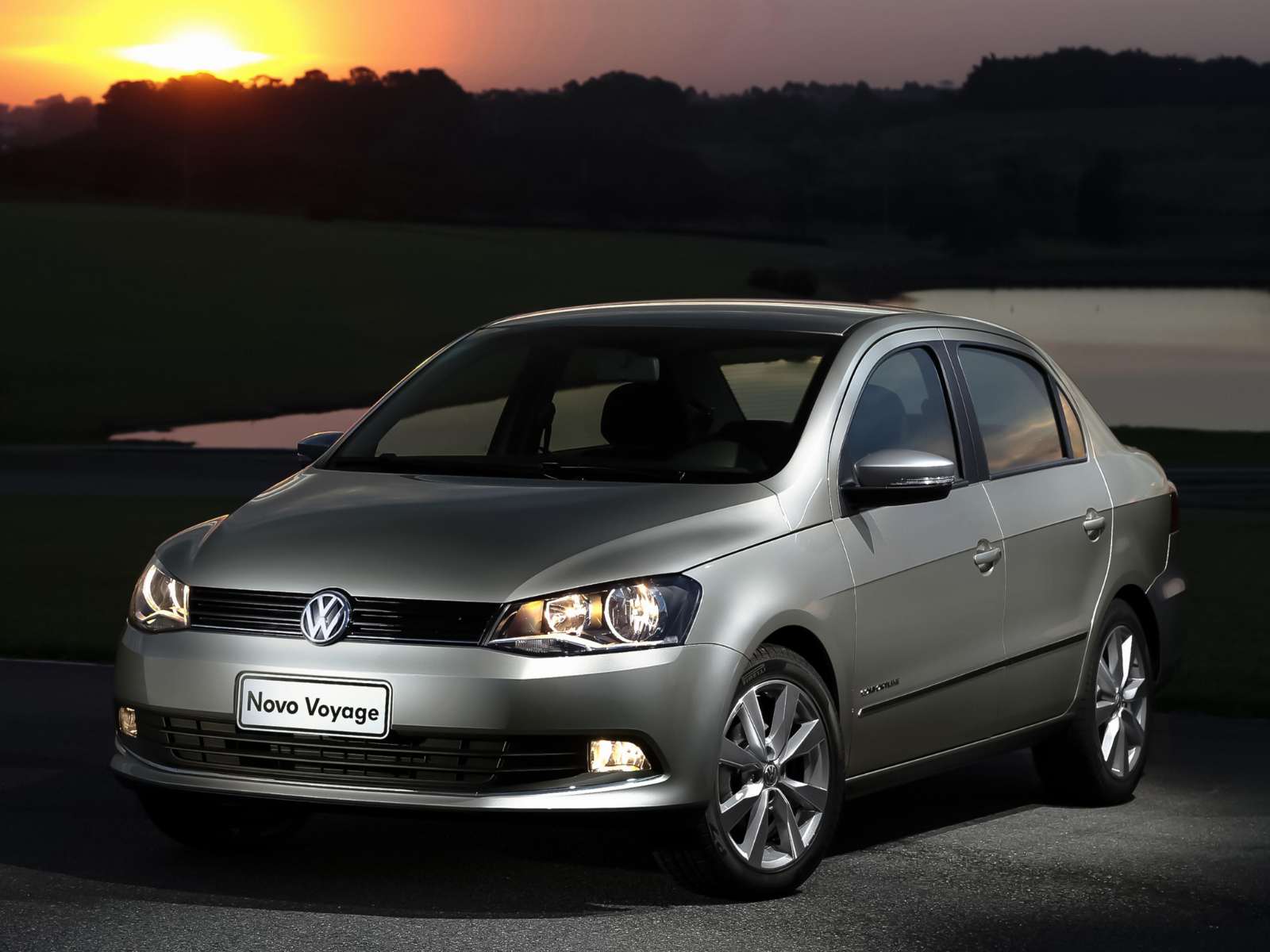 Фото Volkswagen Voyage