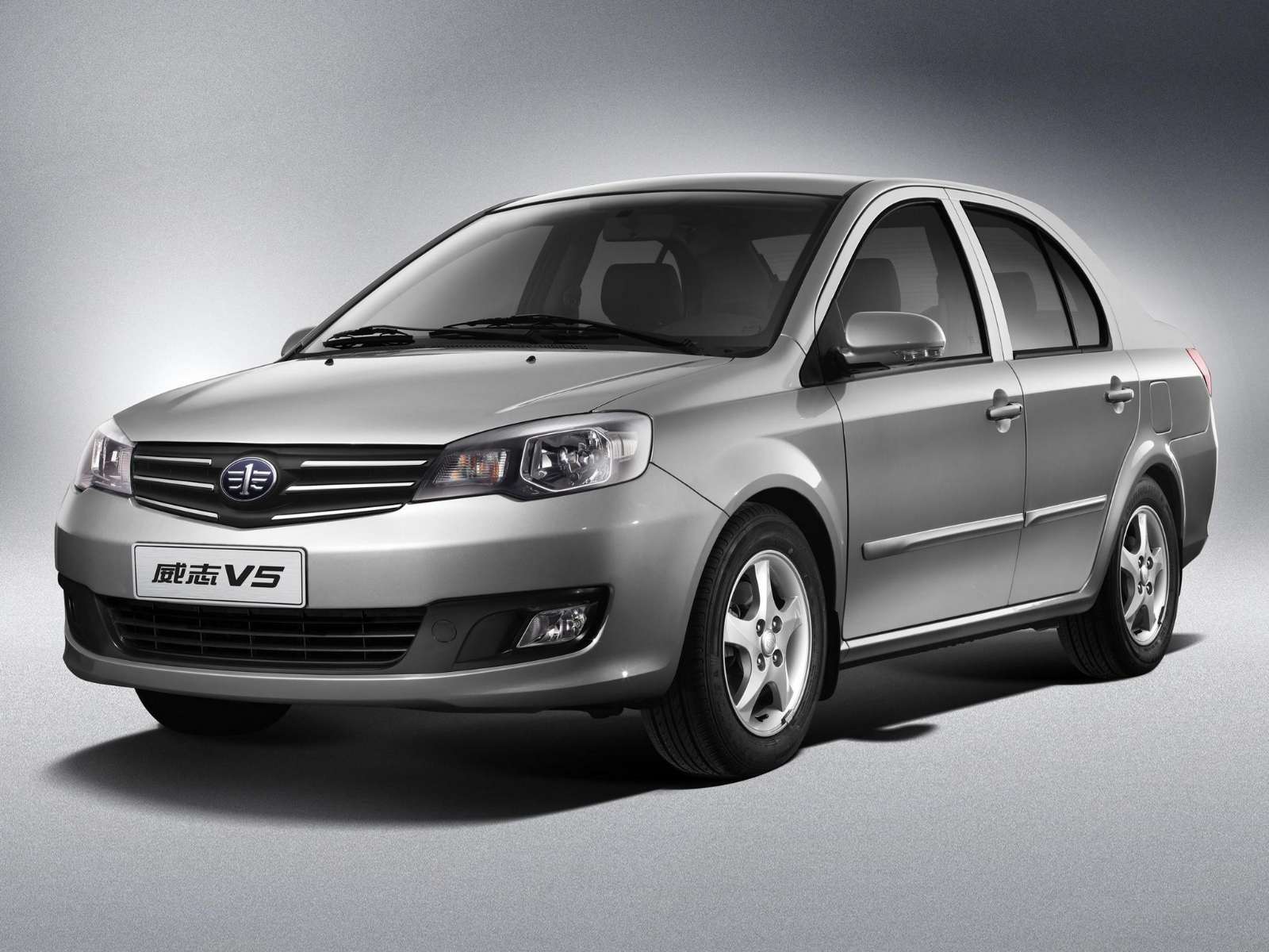 Фото FAW V5
