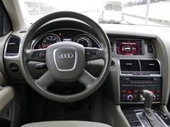Фото Audi Q7
