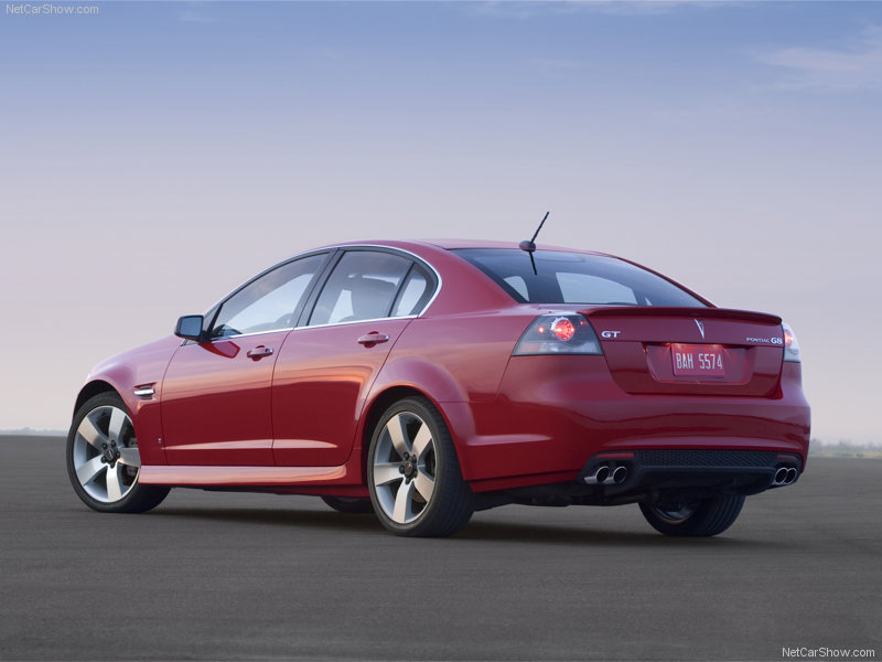 Фото Pontiac G8