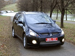 Фото Mitsubishi Grandis