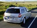 Фото opel Astra Caravan 1.8 MT5 Enjoy