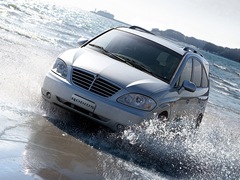 Фото Ssangyong Rodius