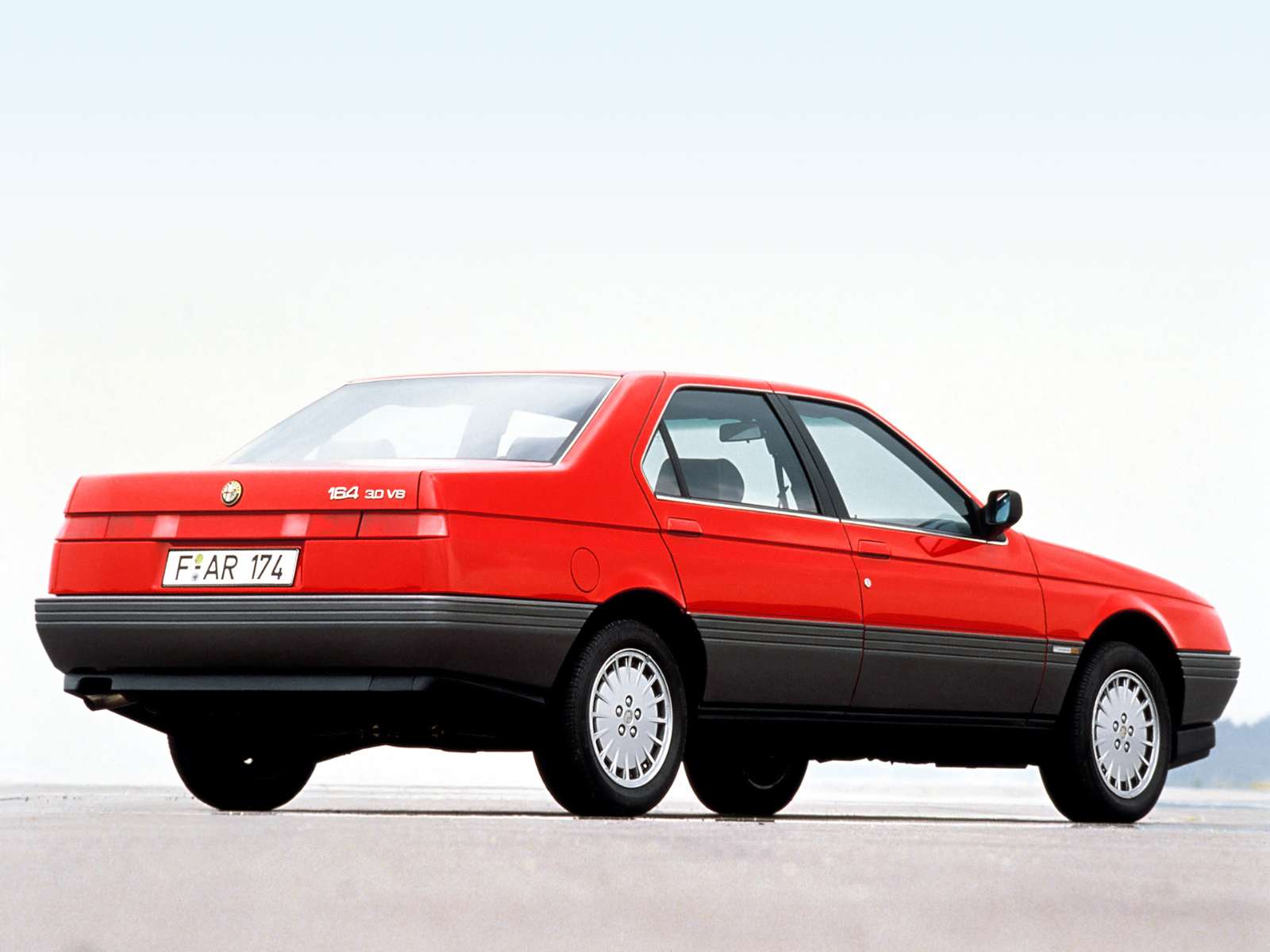 Фото Alfa Romeo 164